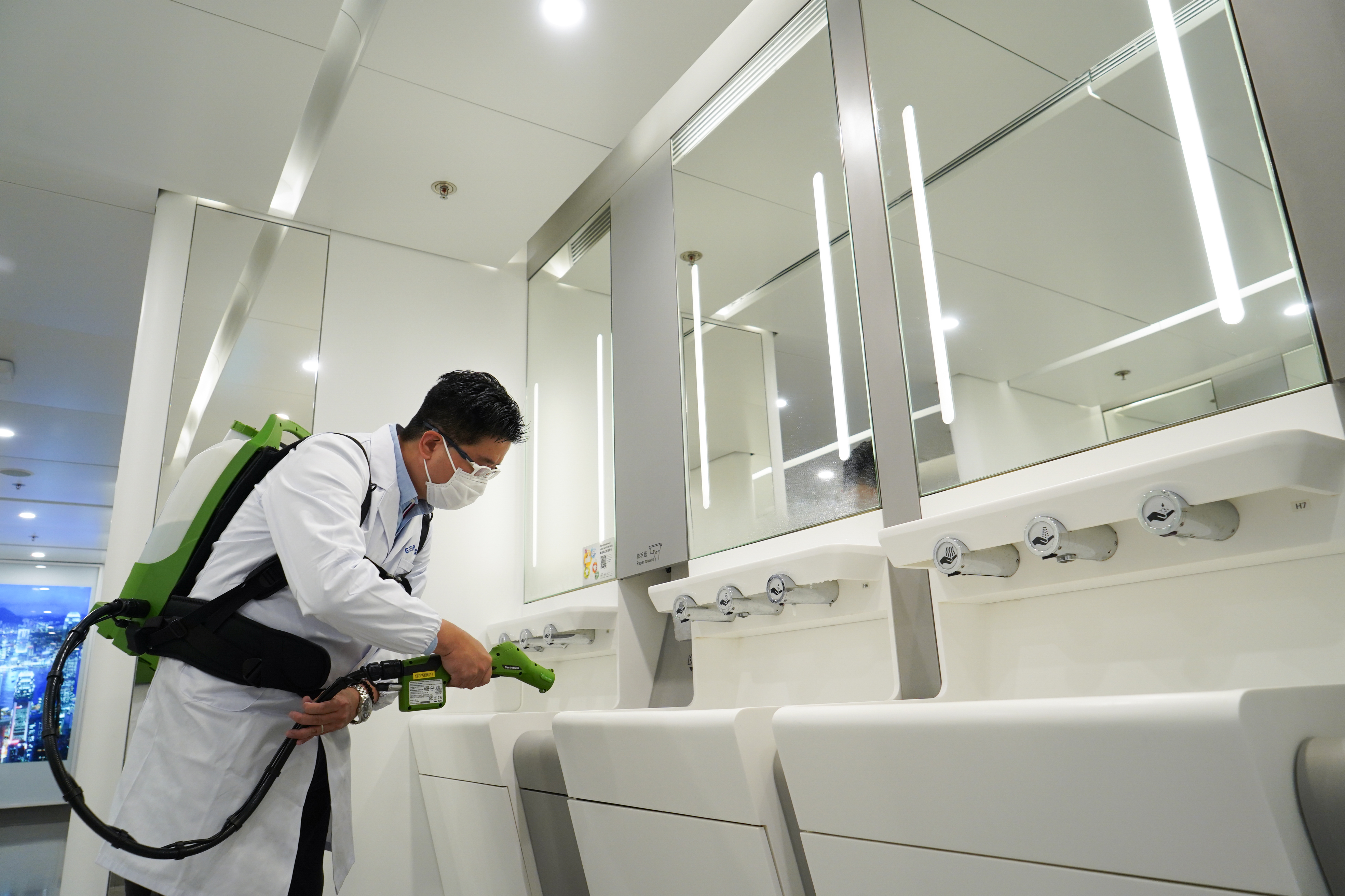Hong Kong Airport steps up disinfection measures