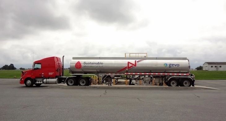 Avfuel delivers SAF to Atlantic Aviation at New Castle Airport