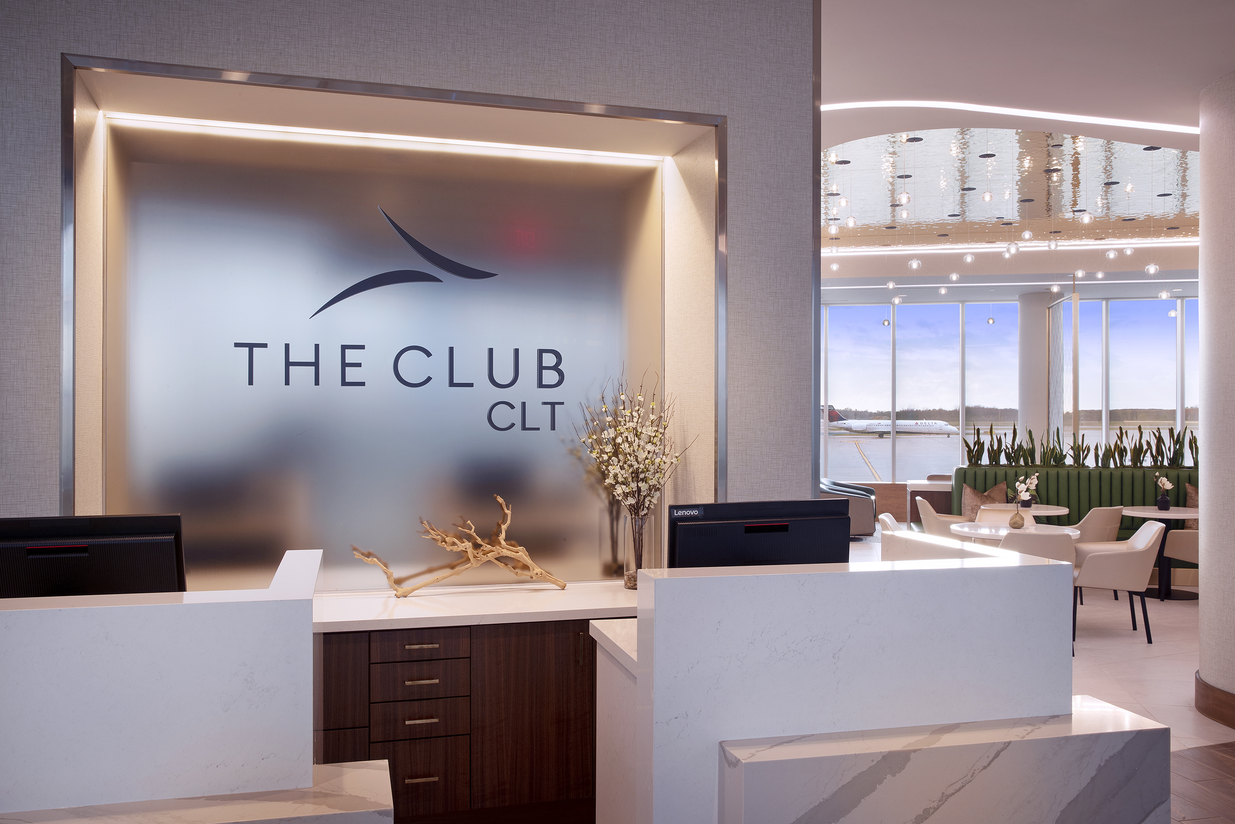 Charlotte Douglas Airport unveils The Club lounge