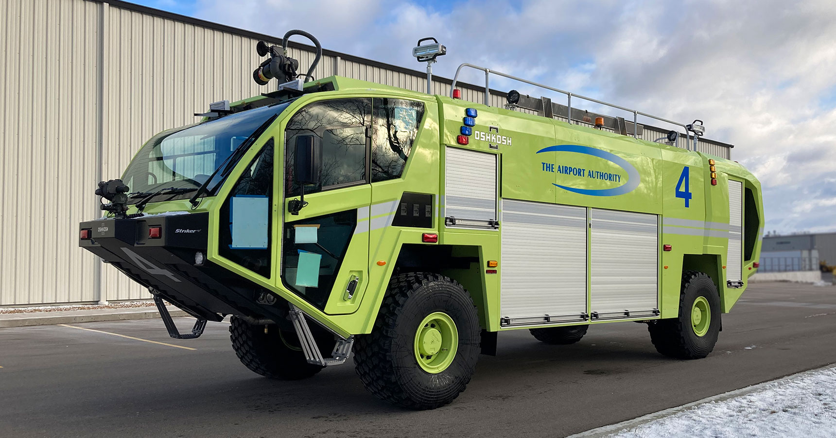 Four airports in the Bahamas confirm delivery of Oshkosh ARFF vehicles