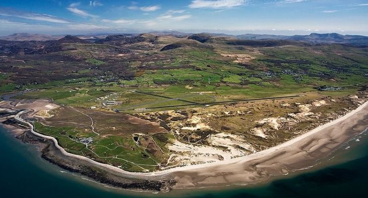 Snowdonia Aerospace Centre partners with Aerovolt on aircraft electric charging systems